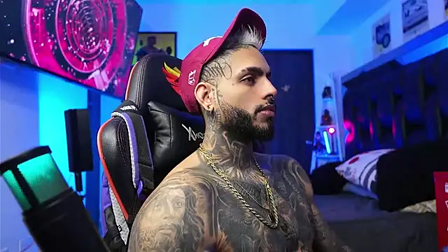 logan hugh8 online show from 4, 2, 2026