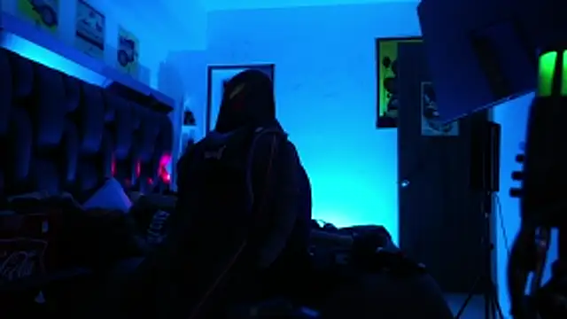 logan hugh8 online show from 23, 2, 2026