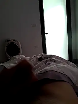 Snapshot of quoc85 chatting on 24, 10, 2025 quoc85 online show from 24, 10, 2025