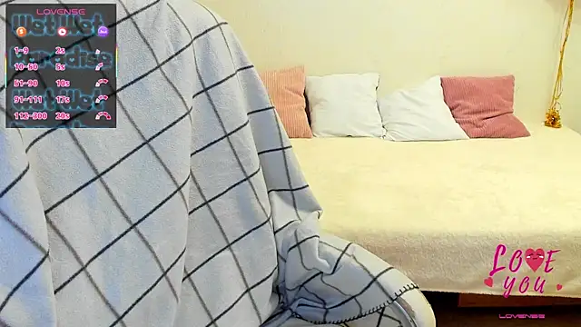 MilisaSweet777 online show from 15, 2, 2026