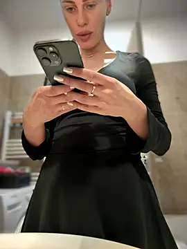 Snapshot of _JessyRey_ chatting on 20, 9, 2025 JessyRey online show from 20, 9, 2025