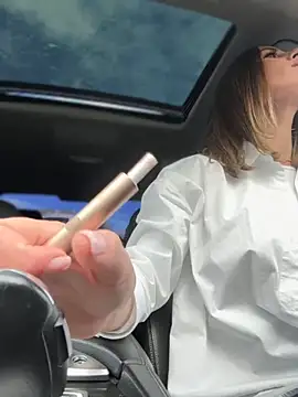 Snapshot of _JessyRey_ chatting on 24, 10, 2025 JessyRey online show from 24, 10, 2025