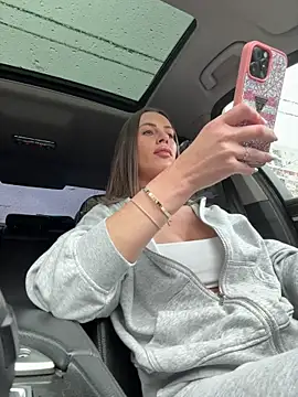 Snapshot of _JessyRey_ chatting on 2, 4, 2026 JessyRey online show from 2, 4, 2026