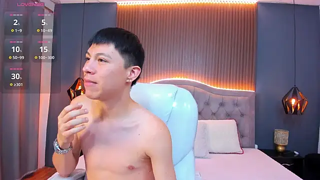 Abraham horny18 online show from 18, 9, 2025