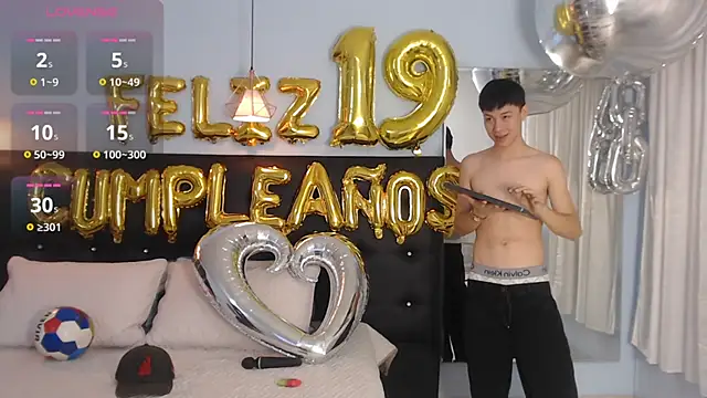 Abraham horny18 online show from 11, 10, 2025