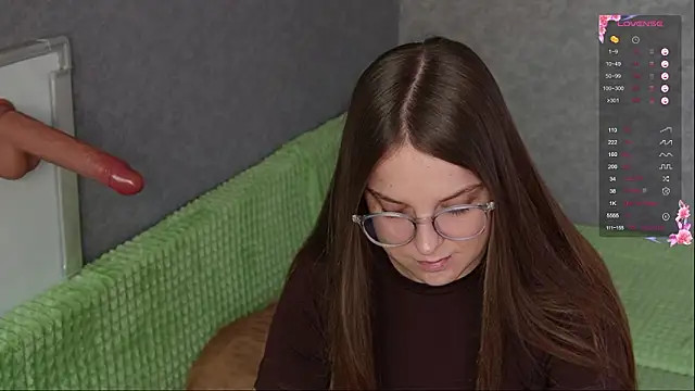 Violetwin online show from 7, 3, 2026