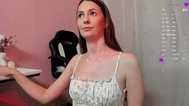 Monica Velvet online show from 6, 10, 2025