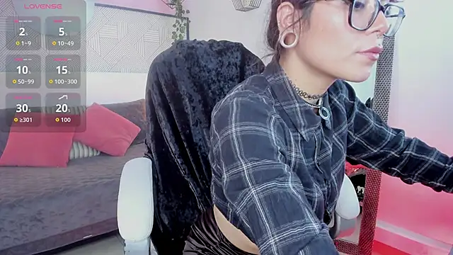 Esmeralda CO online show from 8, 10, 2025