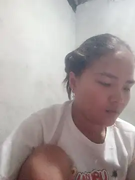 Snapshot of Sexy-Mama25 chatting on 4, 4, 2026 Sexy-Mama25 online show from 4, 4, 2026