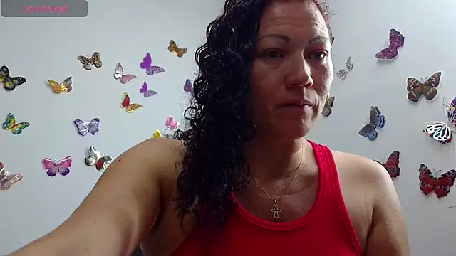 TifanyQueen  online show from 15, 7, 2026