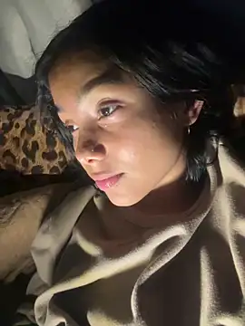 Snapshot of Milaa_Star_ chatting on 6, 4, 2026 Milaa Star online show from 6, 4, 2026