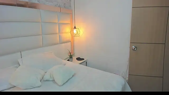 Snapshot of Salome_Smitth_1 chatting on 16, 3, 2026 Salome Smitth 1 online show from 16, 3, 2026