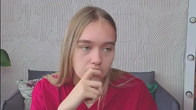 Snapshot of Vel1ka chatting on 13, 9, 2025 Vel1ka online show from 13, 9, 2025