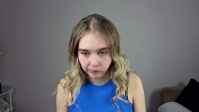 Snapshot of Vel1ka chatting on 17, 11, 2025 Vel1ka online show from 17, 11, 2025