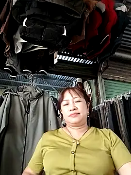 Baby-ladysweets20 online show from 12, 9, 2025