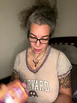 dieseldame1313 online show from 18, 9, 2025