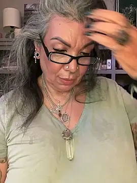 dieseldame1313 online show from 17, 7, 2026