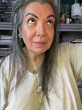 dieseldame1313 online show from 30, 7, 2026