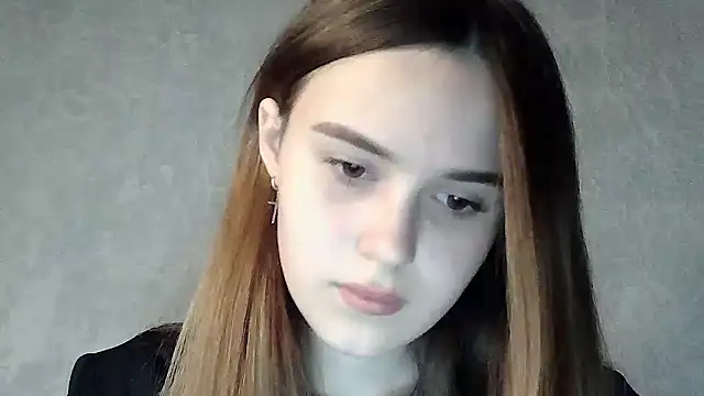 SweetLoraa online show from 18, 9, 2025