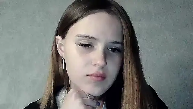 SweetLoraa online show from 6, 10, 2025