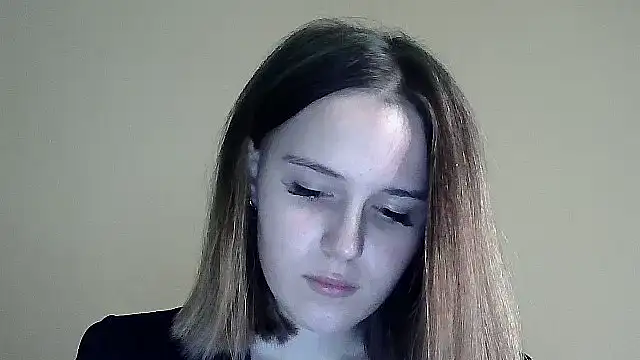 SweetLoraa online show from 10, 10, 2025