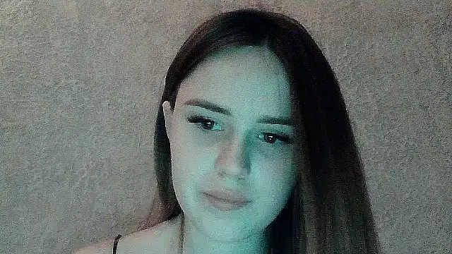 SweetLoraa online show from 13, 1, 2026