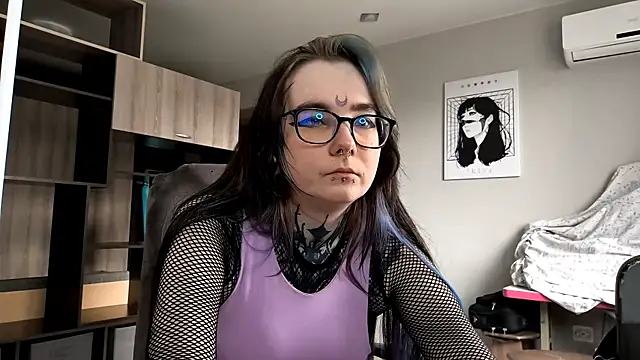 HighelikeGirl online show from 5, 11, 2025