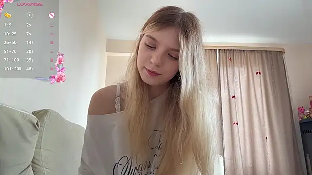 FruityXo online show from 5, 7, 2026