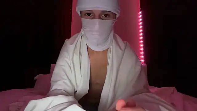 holydirt luxeno1 online show from 6, 10, 2025