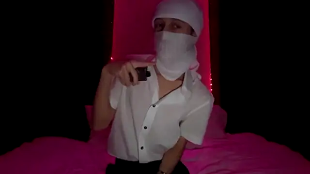 holydirt luxeno1 online show from 18, 12, 2025