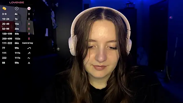 LauretteRagar online show from 23, 9, 2025