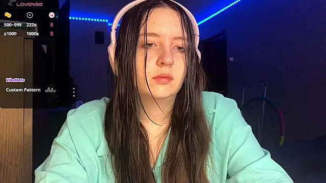 LauretteRagar online show from 2, 10, 2025