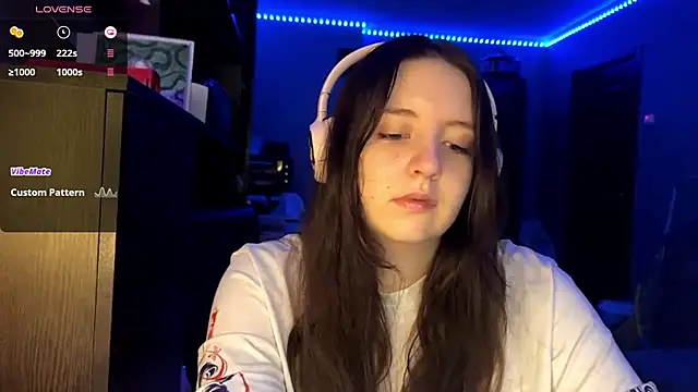 LauretteRagar online show from 6, 10, 2025