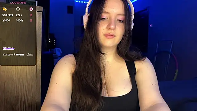 LauretteRagar online show from 7, 10, 2025