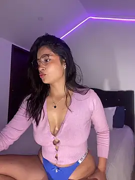 Snapshot of MiaAlarie chatting on 14, 2, 2026 MiaAlarie online show from 14, 2, 2026