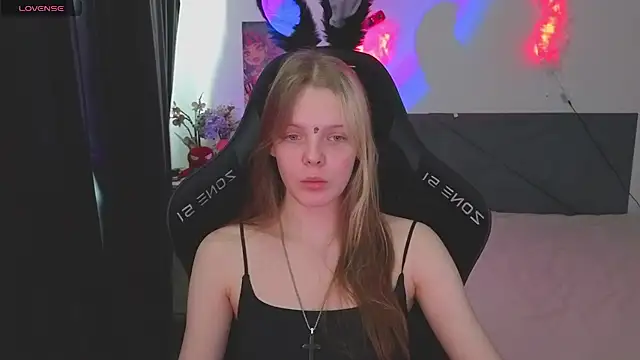 Luna Navy online show from 11, 9, 2025