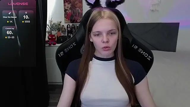 Luna Navy online show from 14, 9, 2025