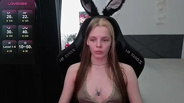 Luna Navy online show from 18, 9, 2025