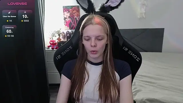 Luna Navy online show from 20, 9, 2025