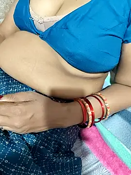 POOJACOUPLE online show from 23, 10, 2025