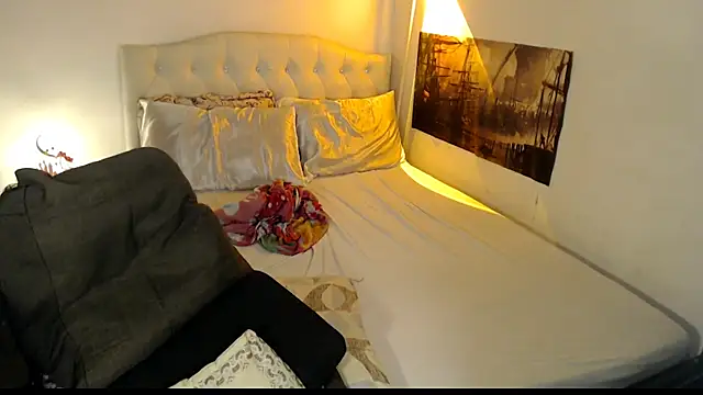 NinaDOM4CUM online show from 10, 7, 2026