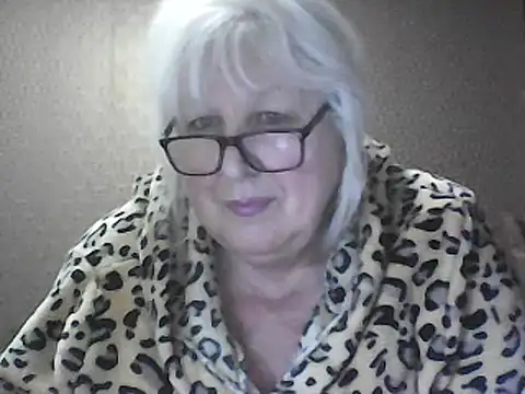 Alexia64231 online show from 6, 4, 2026