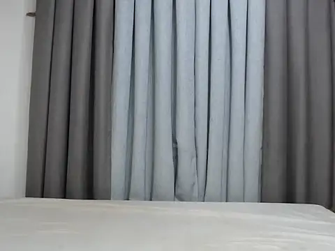 Snapshot of hot_emman chatting on 29, 10, 2025 hot emman online show from 29, 10, 2025