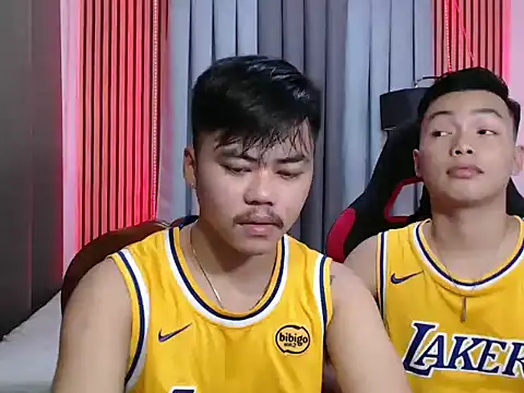 Snapshot of hot_emman chatting on 24, 11, 2025 hot emman online show from 24, 11, 2025