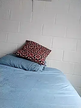 oxxy jean online show from 16, 3, 2026