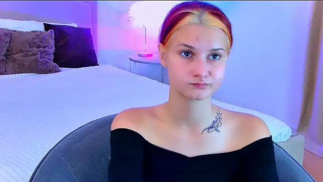 NightOpal online show from 12, 10, 2025