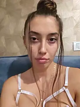 Virgin Pussy Horny online show from 16, 10, 2025