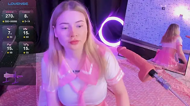 Lillie Berry online show from 20, 12, 2025