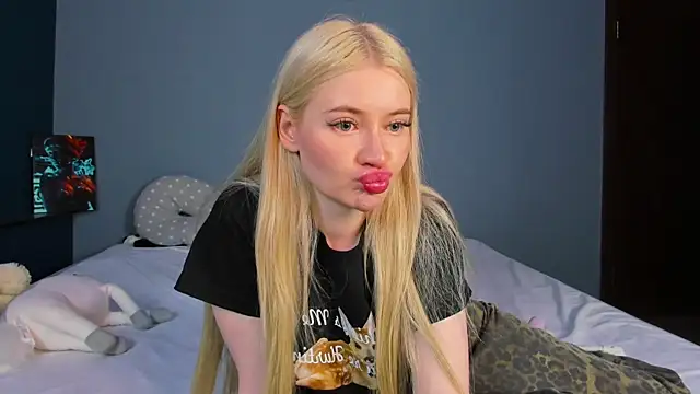 Lillie Berry online show from 30, 6, 2026
