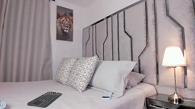  Alicerosee online show from 22, 5, 2026